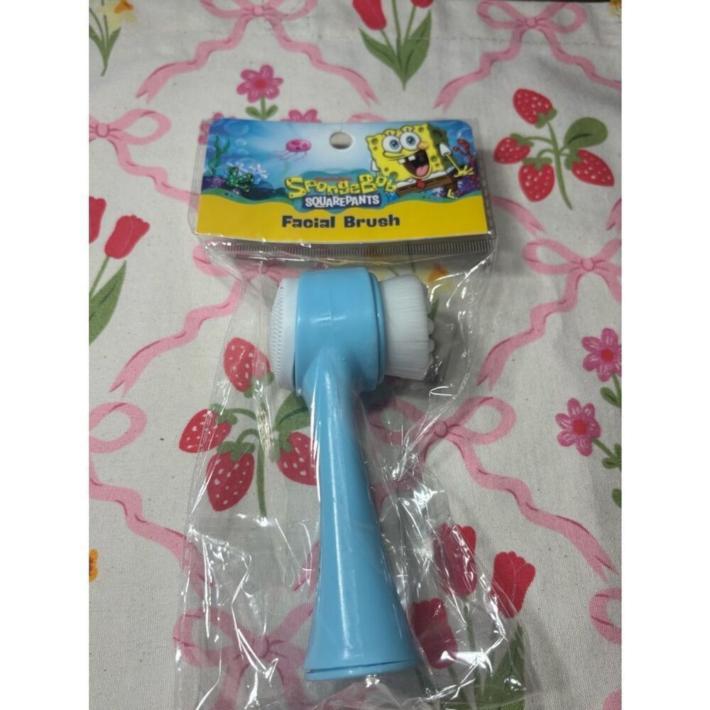 New SpongeBob SquarePants Light Blue Kids Facial Brush